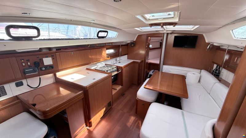 Beneteau Oceanis 40