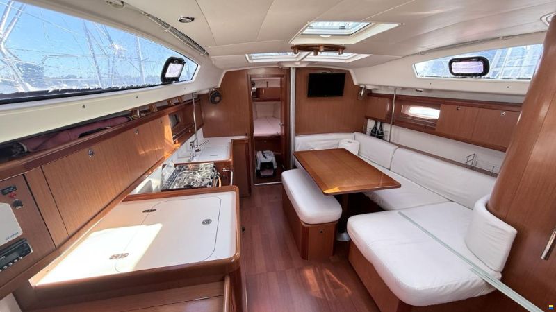Beneteau Oceanis 40