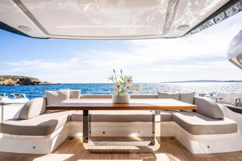Pearl 62