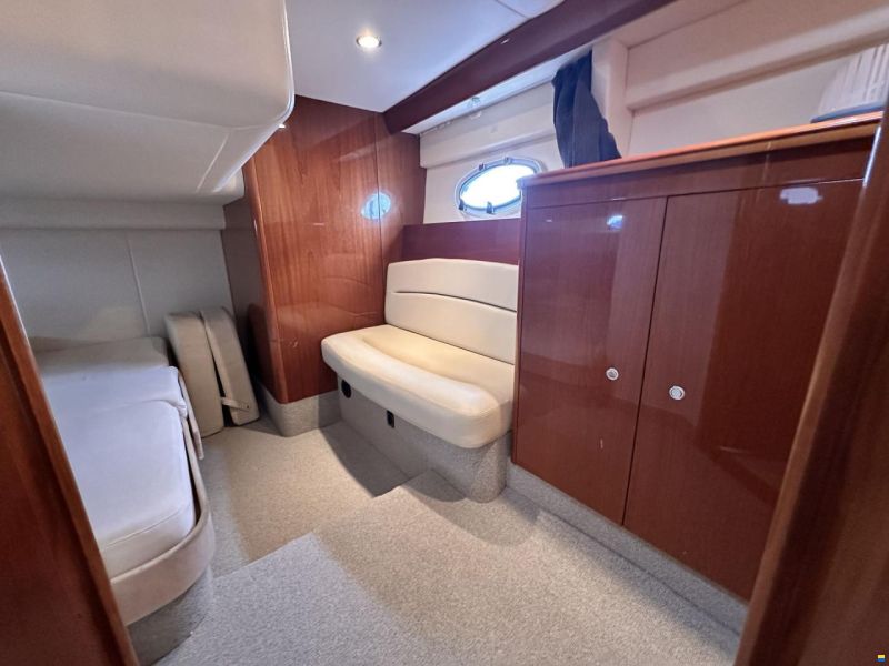 Princess V42