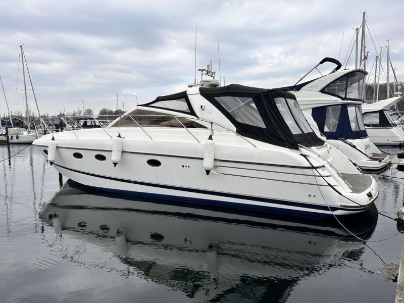 Princess V42
