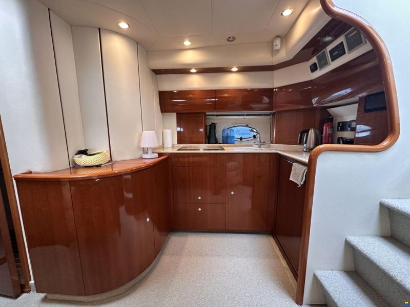Princess V42