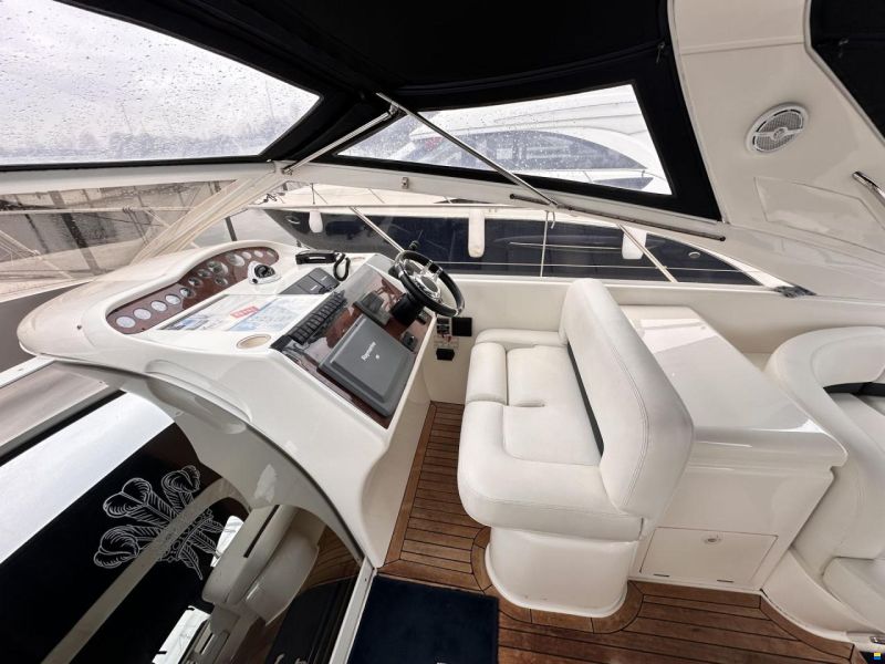 Princess V42