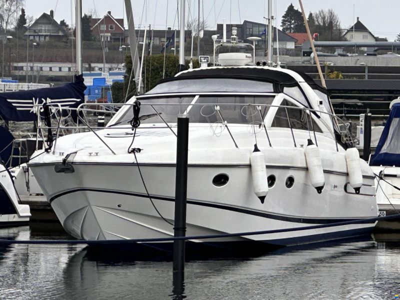 Princess V42