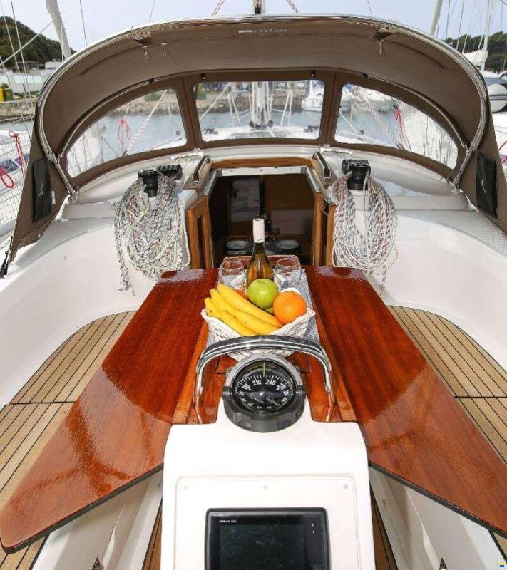 Bavaria 34 CRUISER