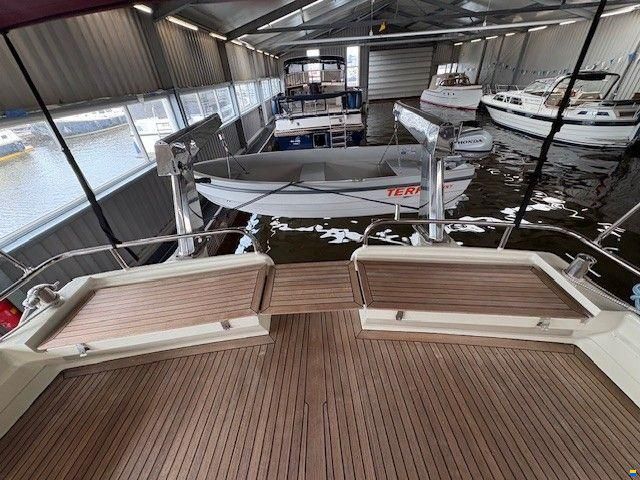 Linssen 380 AC