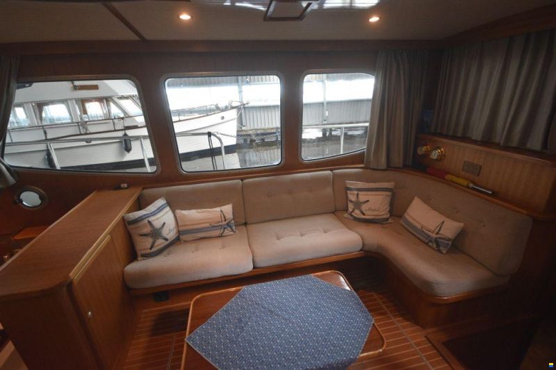 Linssen 380 AC