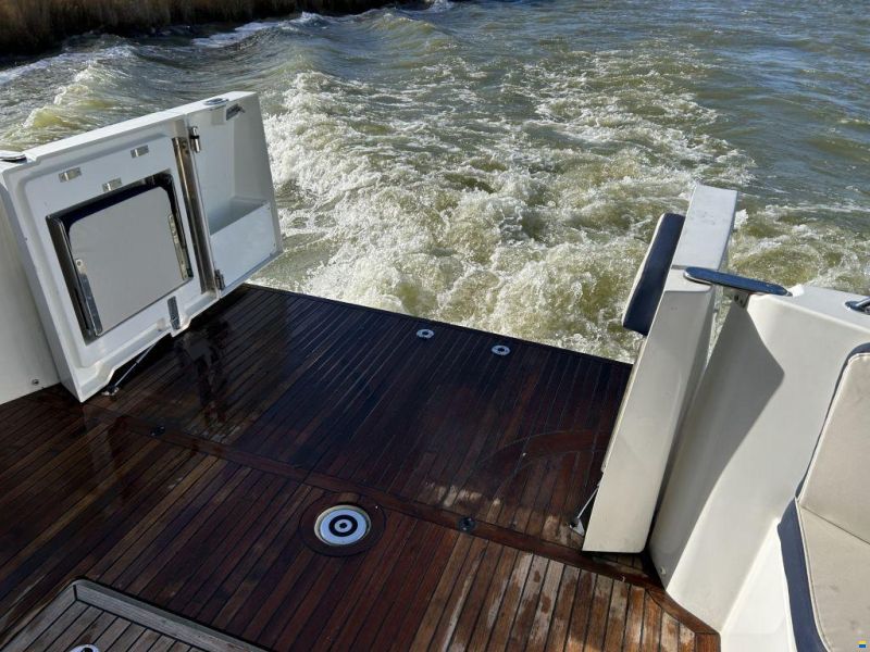 Beneteau Swift Trawler 35