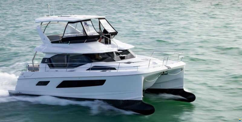 AQUILA 44 Yacht