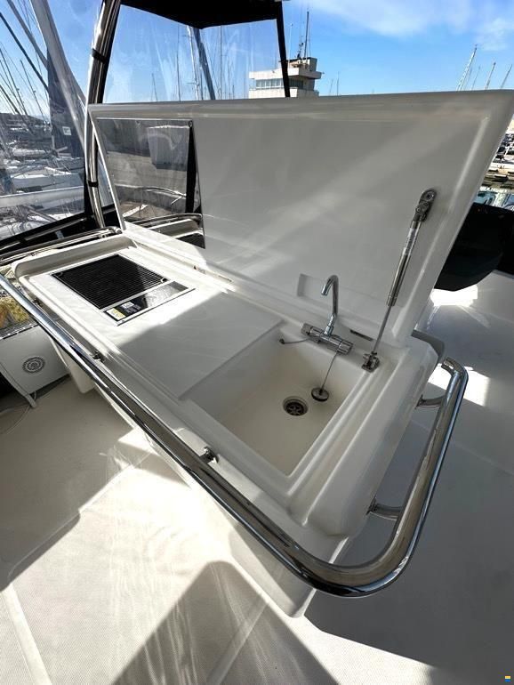 AQUILA 44 Yacht