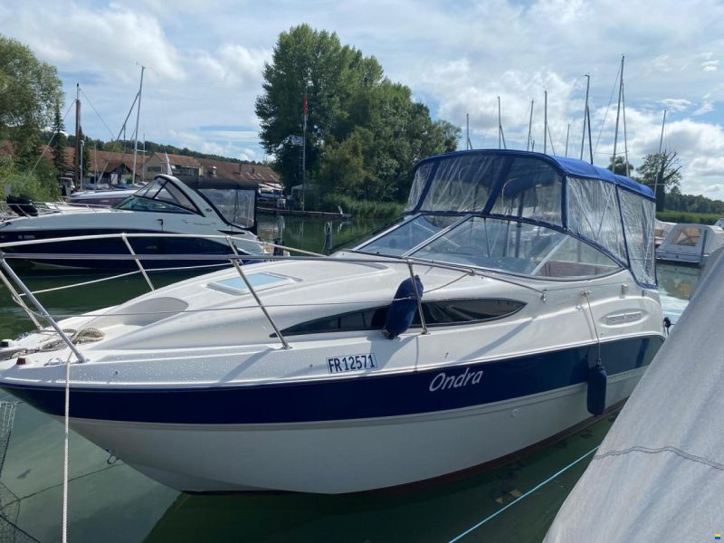 BAYLINER 245 SB