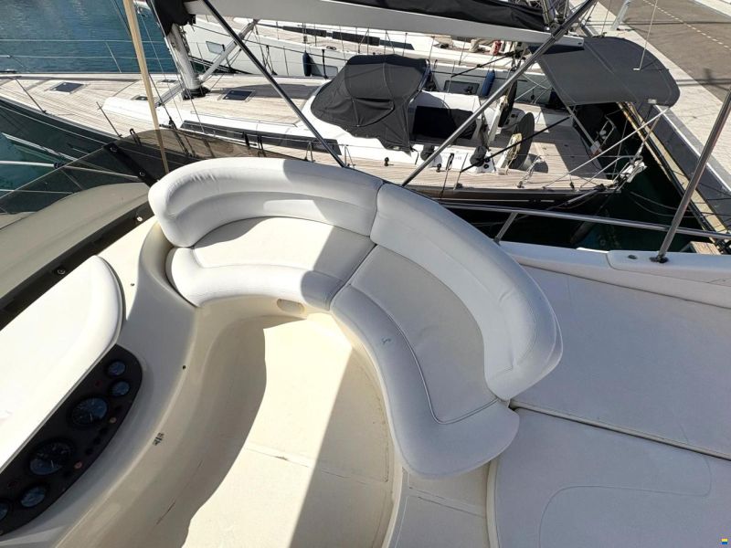 Azimut 39