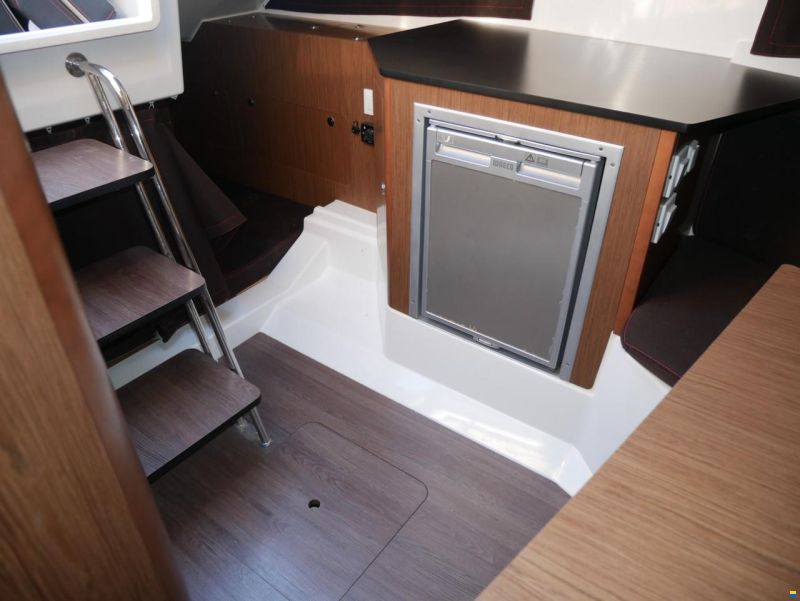 Beneteau Flyer 8.8 SUNdeck