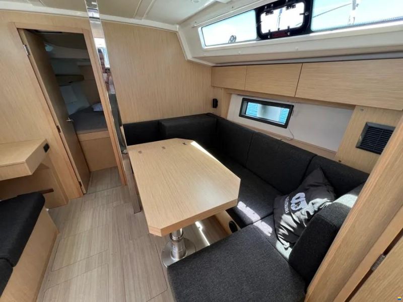Bavaria C38