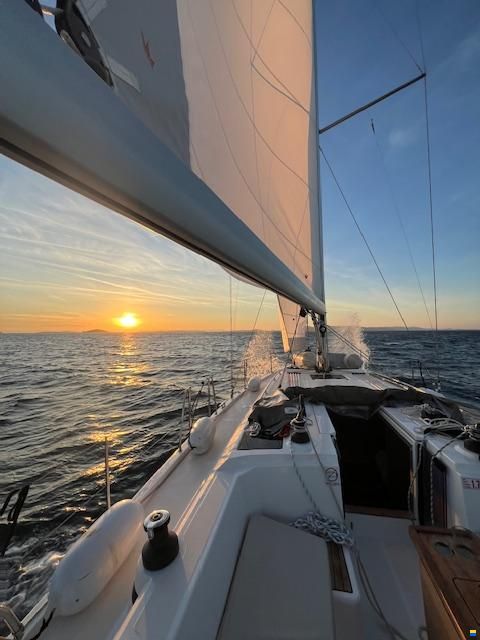 Bavaria C38