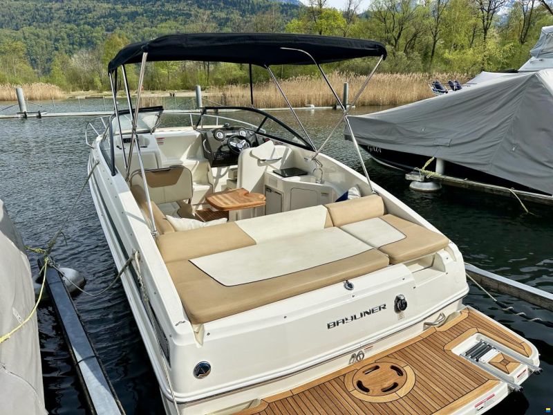 Bayliner 742 CU