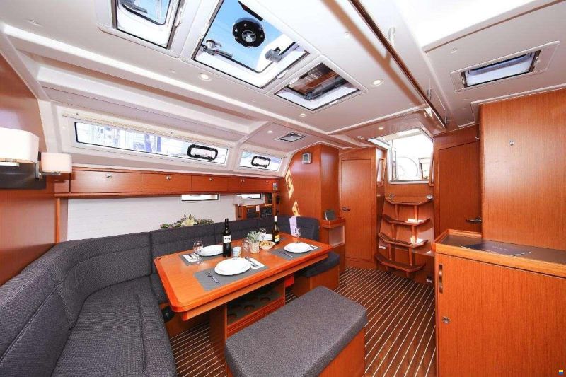 Bavaria CRUISER 46