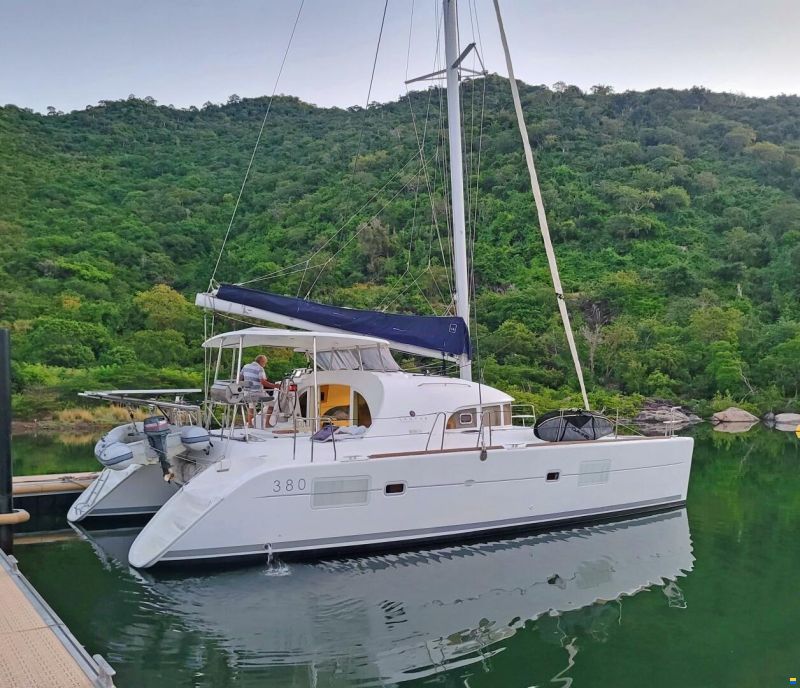 Lagoon 380