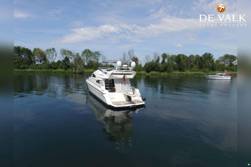 Fairline Squadron 55