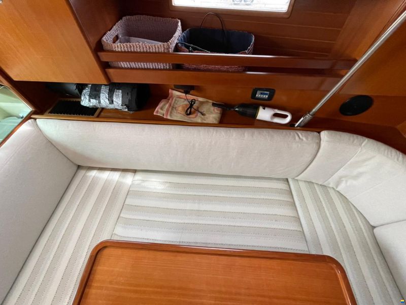 Dufour 40 Performance