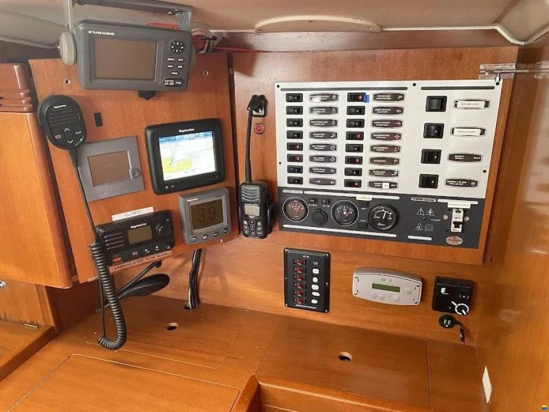 Dufour 40 Performance