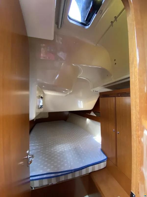 Dufour 40 Performance