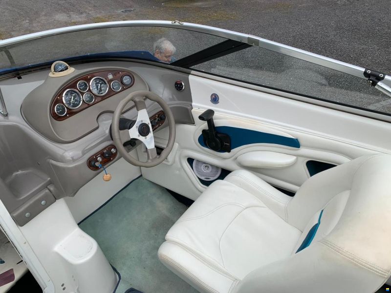 Chris Craft 21 Concept Cuddy