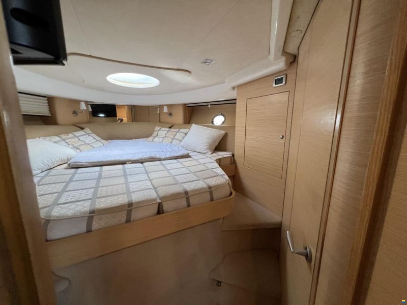 Cranchi Mediterranee 43 HT