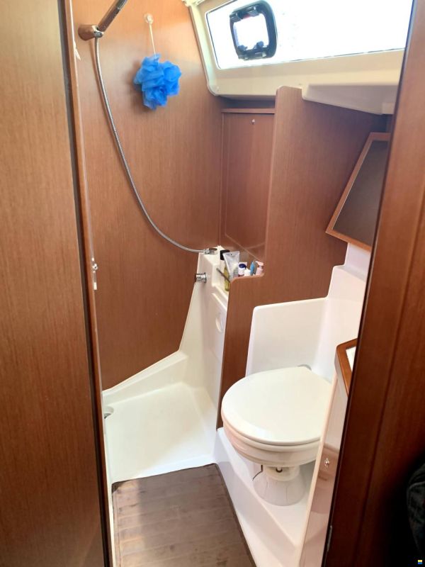Beneteau Oceanis 41.1