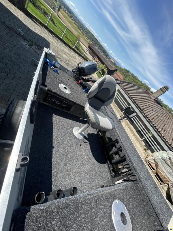 Quicksilver QS 500 SF