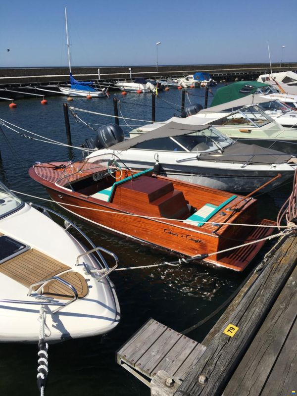 Chris Craft Ski Boat