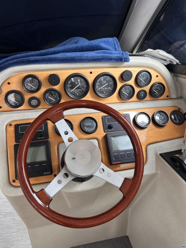 Sealine 320 SOLCIO FLY