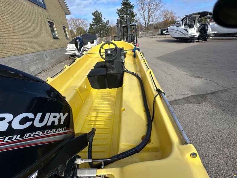 Whaly 435 med Mercury 25 EFI – Robust arbejdsb