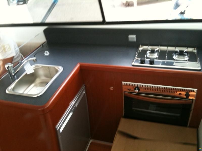Beneteau Antares 36