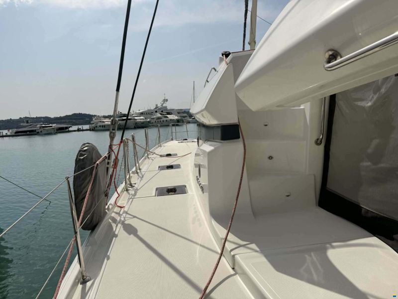 Lagoon 51
