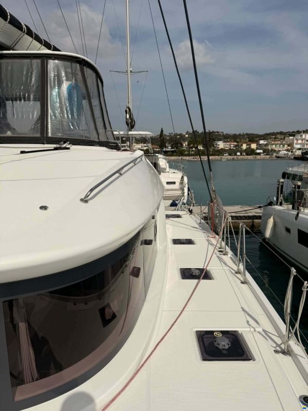 Lagoon 51