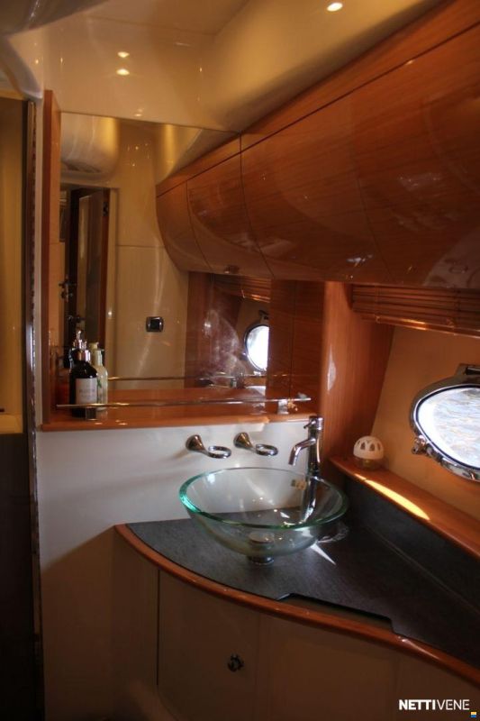Azimut Atlantis 47
