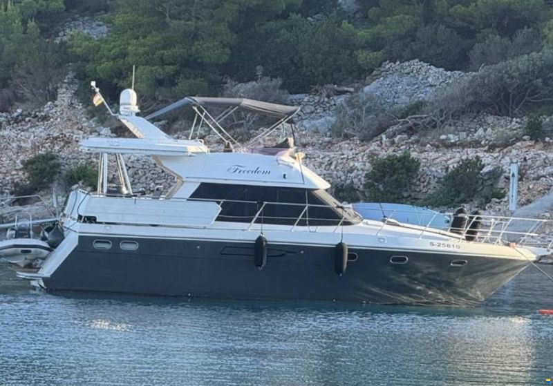 Yaretti Horizon 42 Traveller