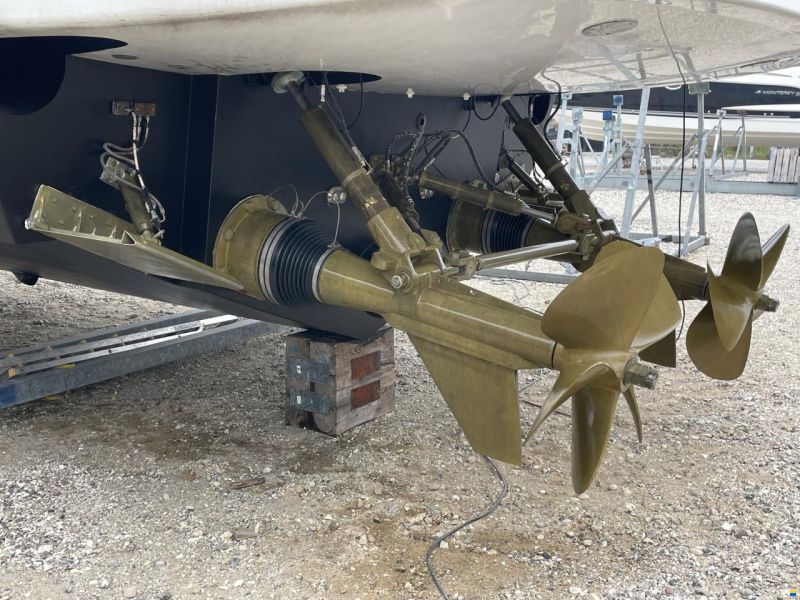 Pershing 52