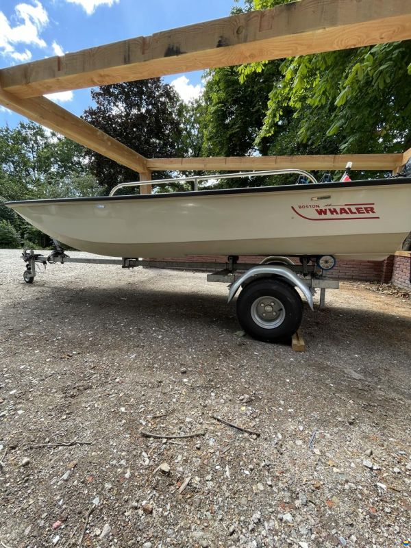 Boston Whaler 13ft