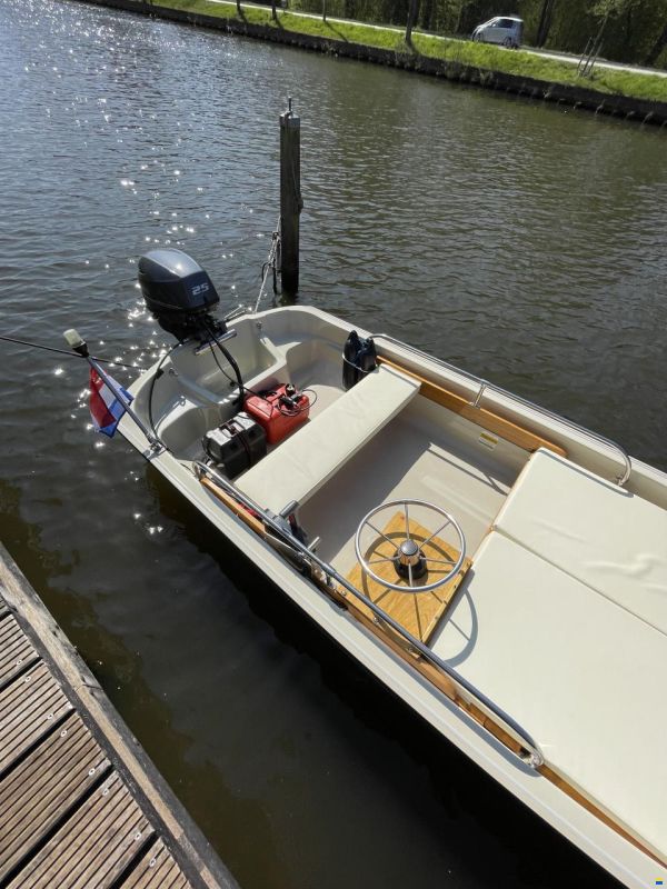 Boston Whaler 13ft