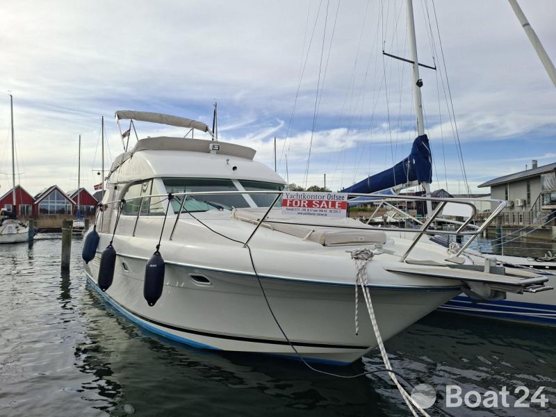 Jeanneau Prestige 36 Fly mit Welle/Bug- u. Heckst