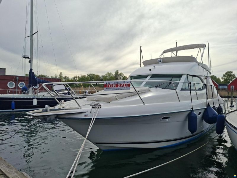 Jeanneau Prestige 36 Fly mit Welle/Bug- u. Heckst