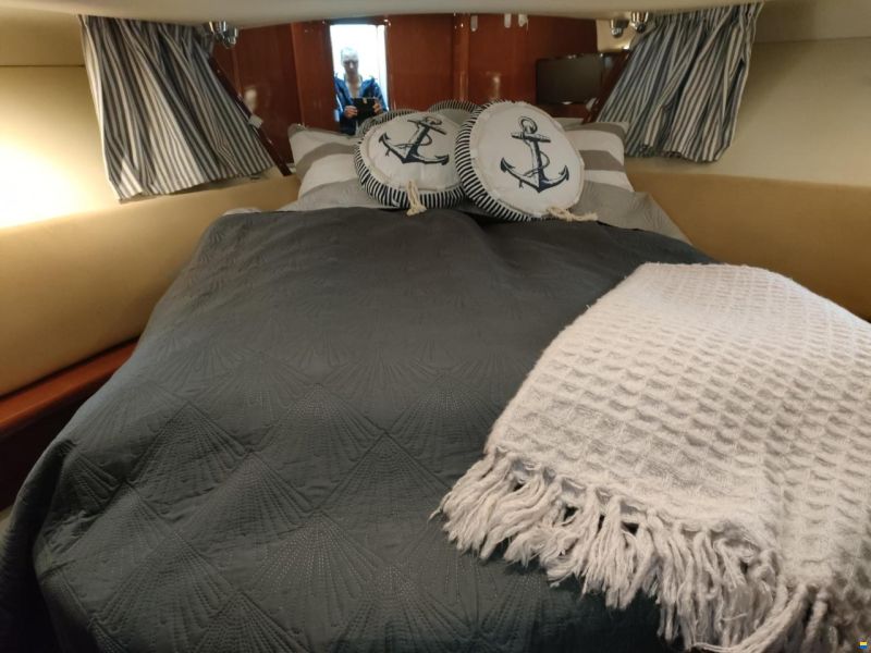 Jeanneau Prestige 36 Fly mit Welle/Bug- u. Heckst
