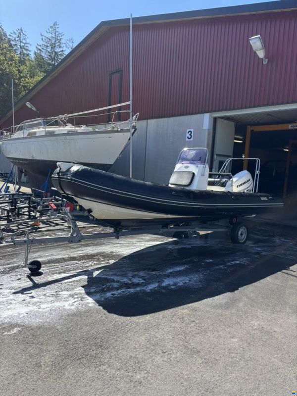 Brig Falcon 570