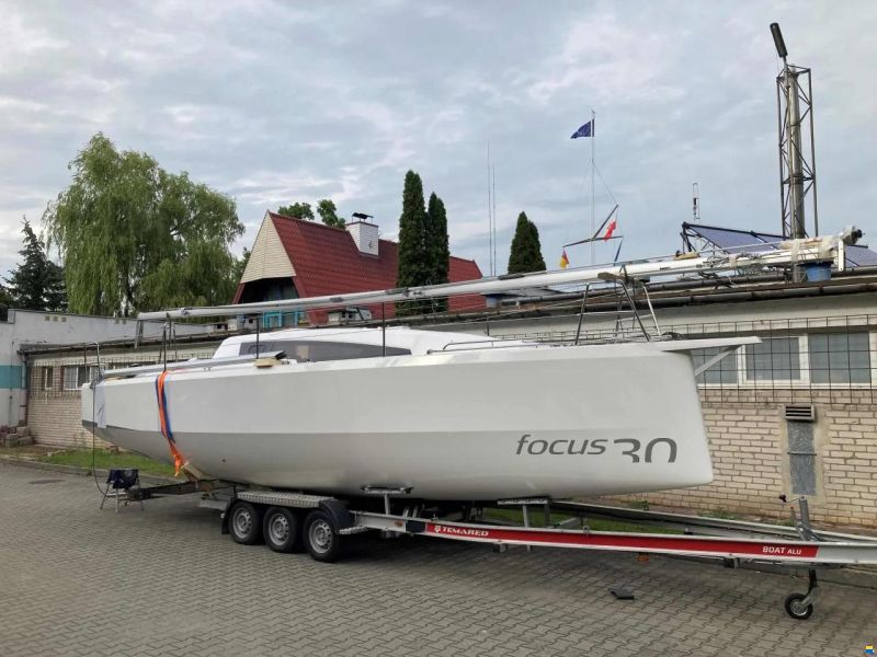 Sobusiak Yacht Yard Focus 30