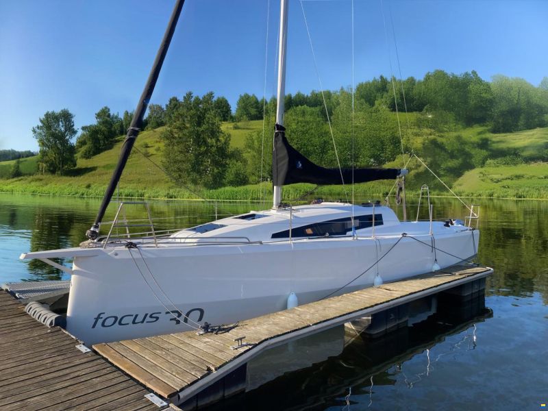 Sobusiak Yacht Yard Focus 30