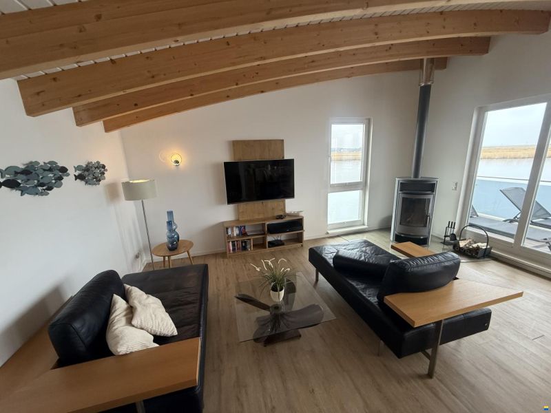 Floating House Steelvoll 63