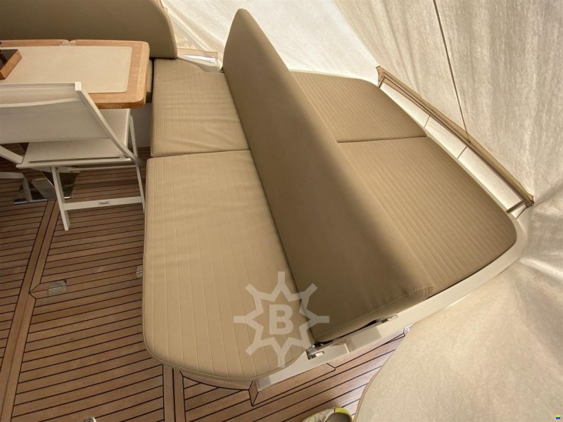 Azimut Atlantis 43