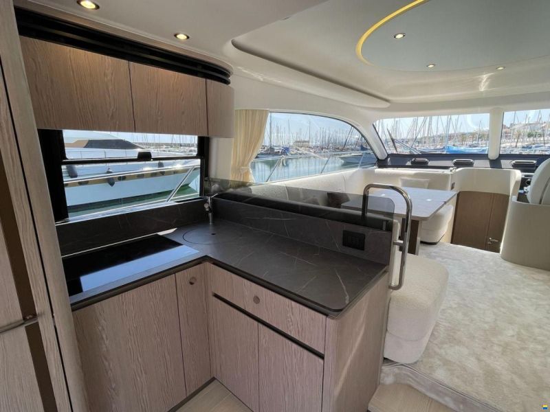 Azimut Fly 53